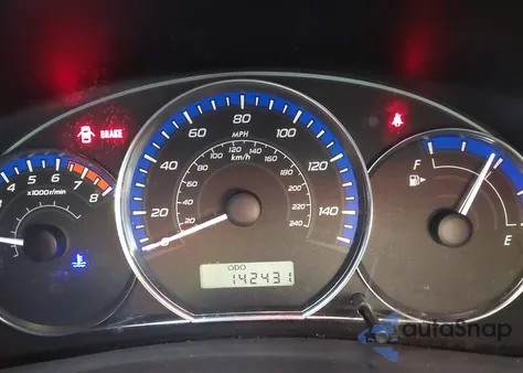 2011 Subaru Forester 2.5X Premium z USA, uszkodzony, nr VIN JF2SHACC9BG702651